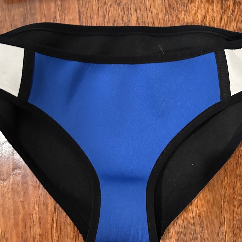 Colorblock Bikini Set - Picture 3 of 4